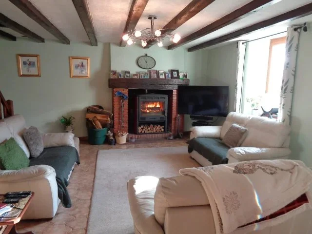 Delightful 4 Bedroom Village House with in-Ground Pool photo 4