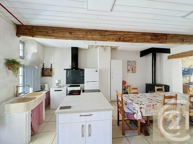 Discover this Charming House in Quarantea True Haven of Peace Featuring a Magnificent Façade. The photo 4