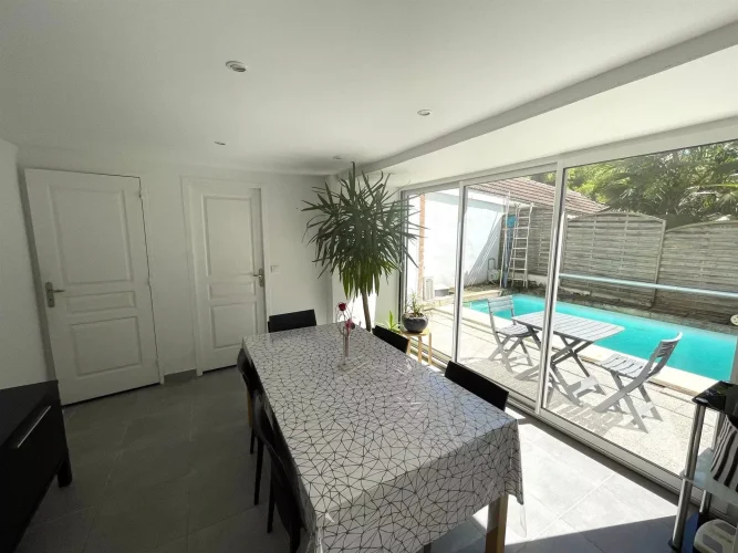 Unique House in a Sought-after Area of ​​Salies-De-Béarn photo 3