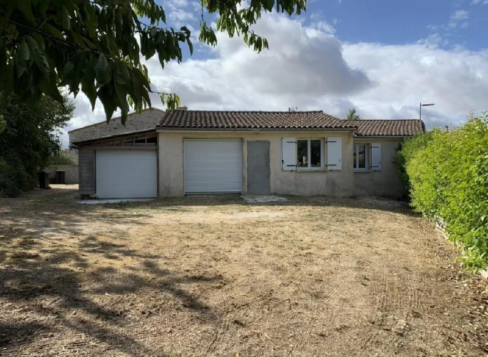 3 Bed House for Sale in Ruffec