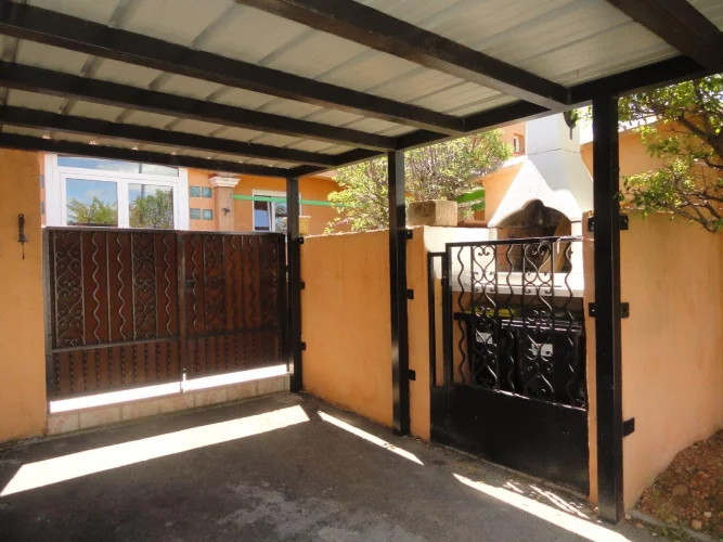 2007 Villa with 117.26 m² Living Area, with Veranda, Living-Dining Room with Fireplace and Reversible Air Conditioning, … photo 2