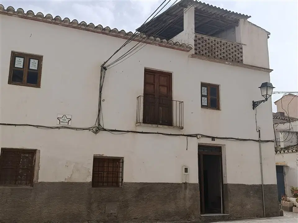Village house in Baza, Granada photo 2