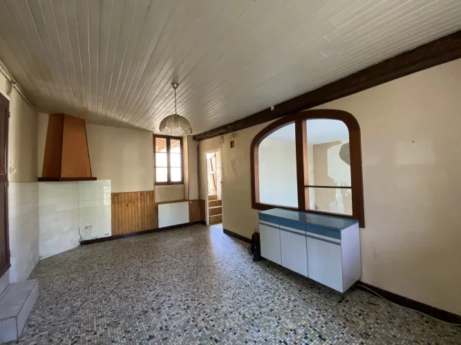 Pretty House in Le Dorat with Garages and a Garden photo 4