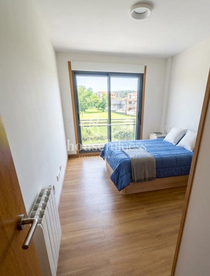 Flat for sale in Sanxenxo, Pontevedra photo 3