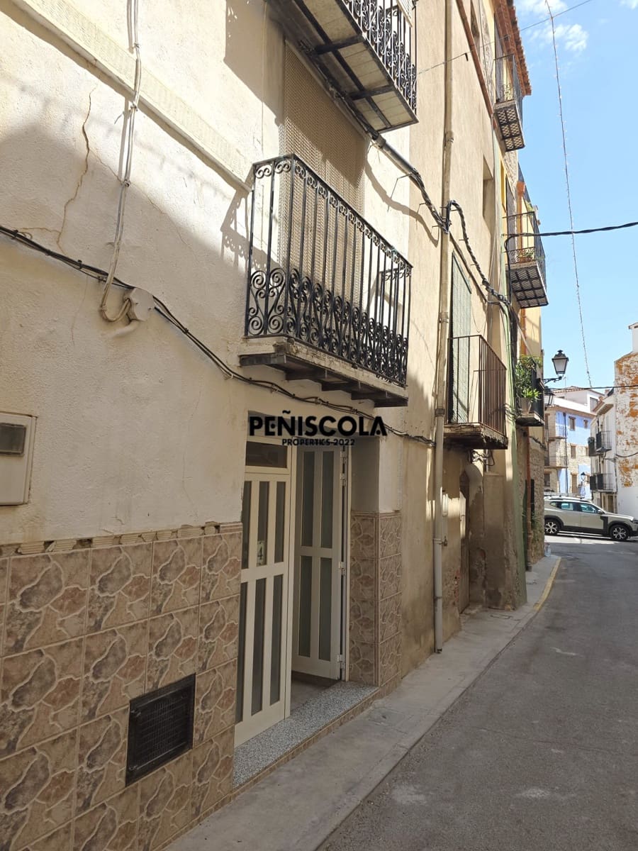 Townhouse for sale in Cervera del Maestre / Cervera del Maestrat, Castellón photo 2