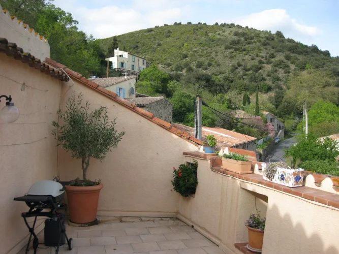 Handsome Stone Family House in the Historic Quiet Rural Village of Palairac photo 3