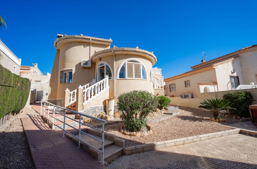 Villa for sale in Ciudad Quesada, Rojales, Alicante