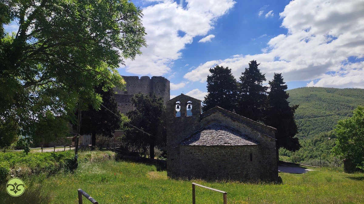 Property in Cortona photo 3