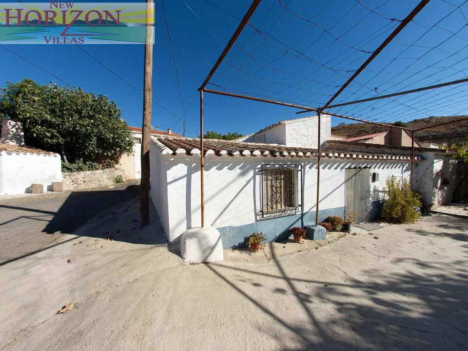 Terraced house in Lubrin, Almeria province photo 3
