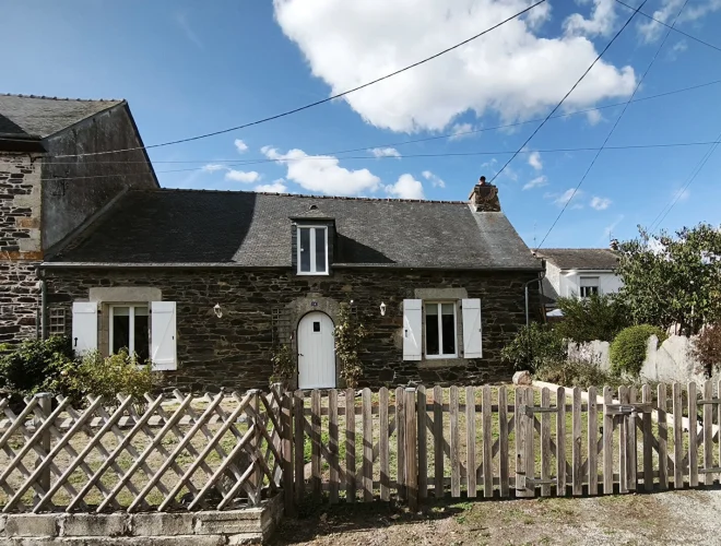 Morbihan, Clégueréc, Beautiful Semi-Detached Stone Cottage, Two Bedrooms, Garden, Parking photo 2