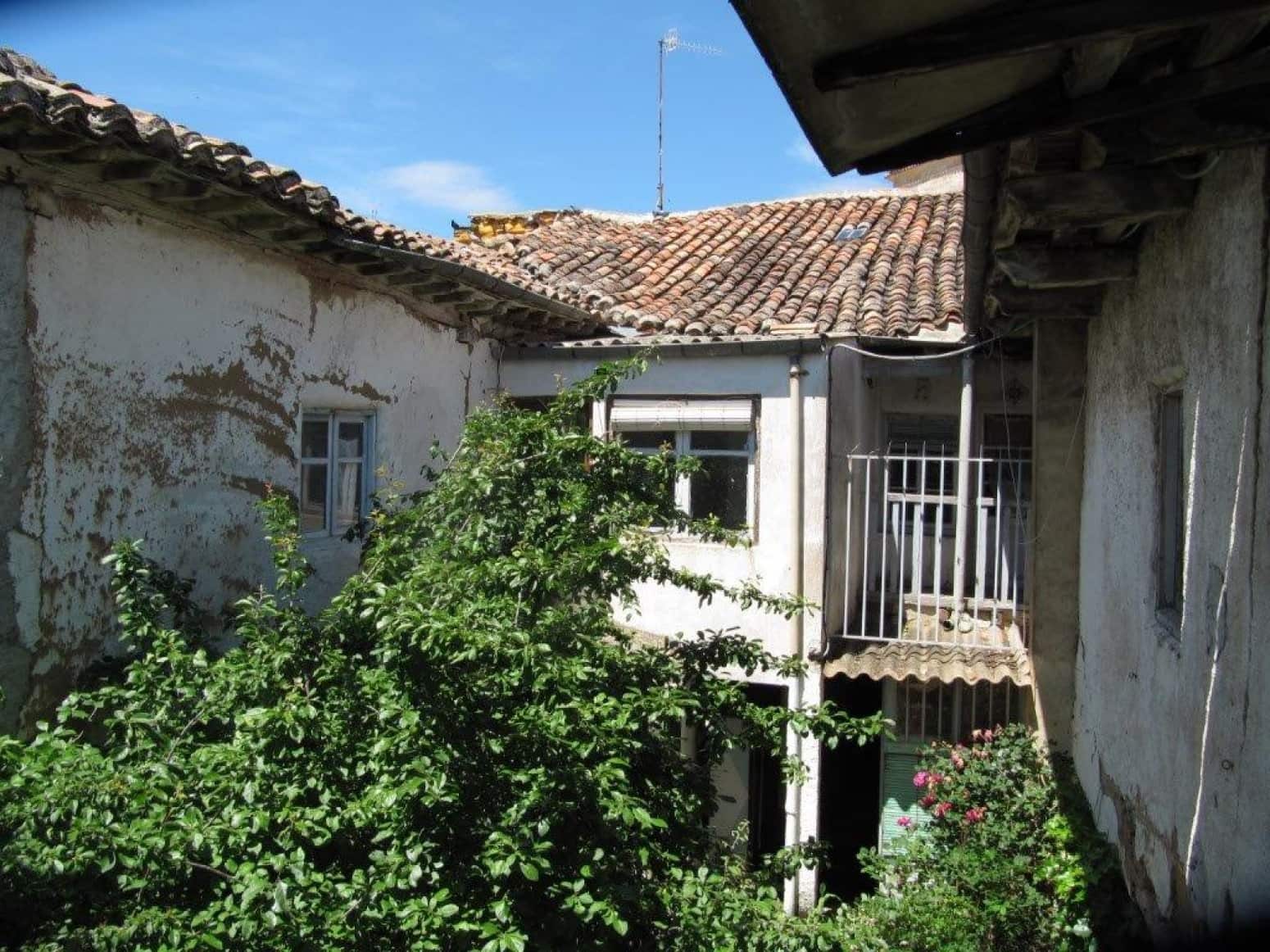Villa for sale in Herrera de Pisuerga, Palencia photo 4