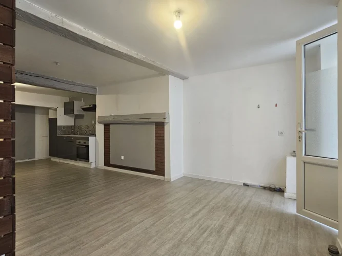 Renovated Town House photo 3