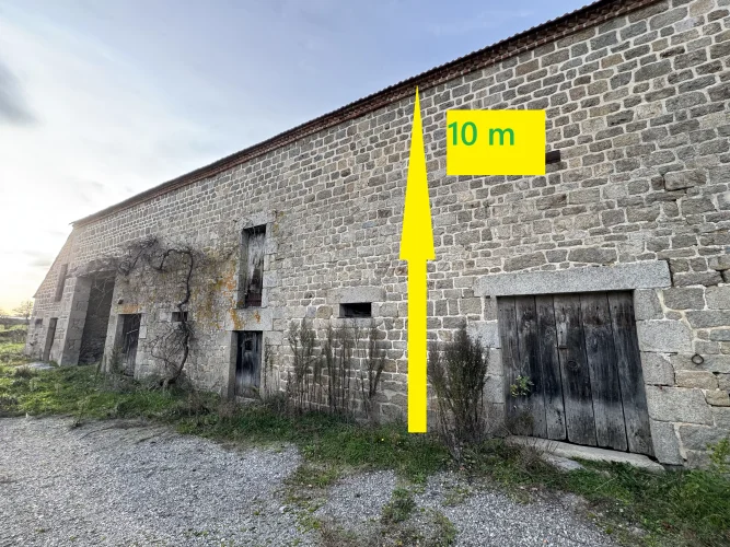 Charming Stone Farmhouse to Renovate – 130 m² + Large Barn, Cellar & Garage – 2,850 m² of Land photo 4