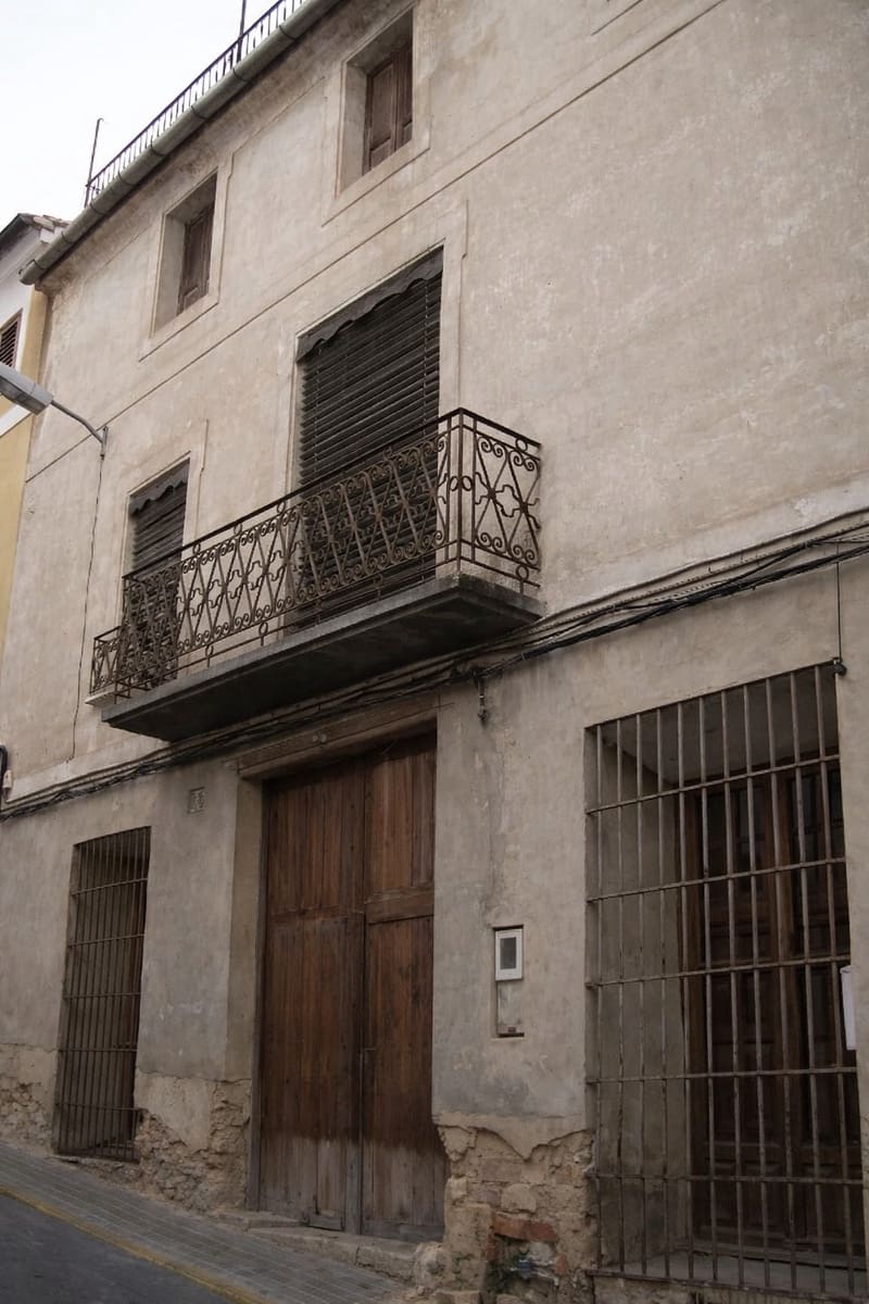 Townhouse for sale in L'Olleria, Valencia