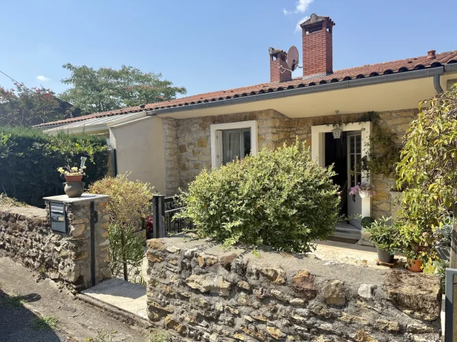 Stone Village House with Terrace, Garden and Magnificent Vie photo 2