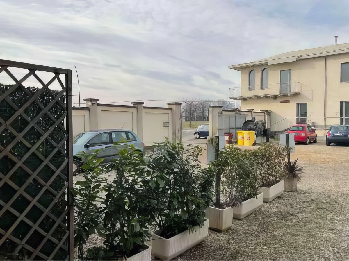 Commercial property, 170 m² Caselle Torinese, Turin (province) photo 2