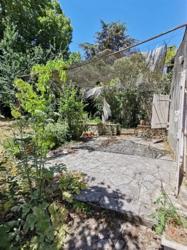 Character 9-Room House in Loudun photo 4