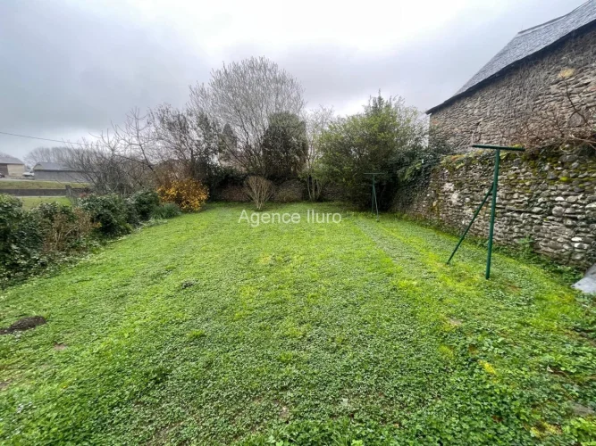 Special Investors - Charming Little Village House with Garden and Outbuilding - Letting 350 € photo 2