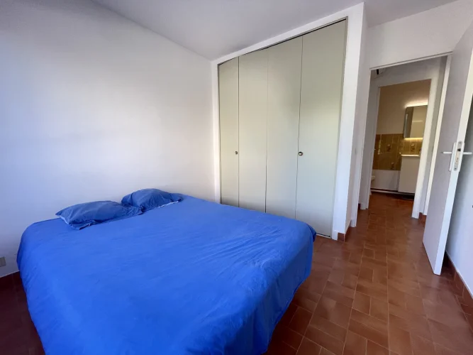 2-Room Apartment + Cabin. Parking. photo 4