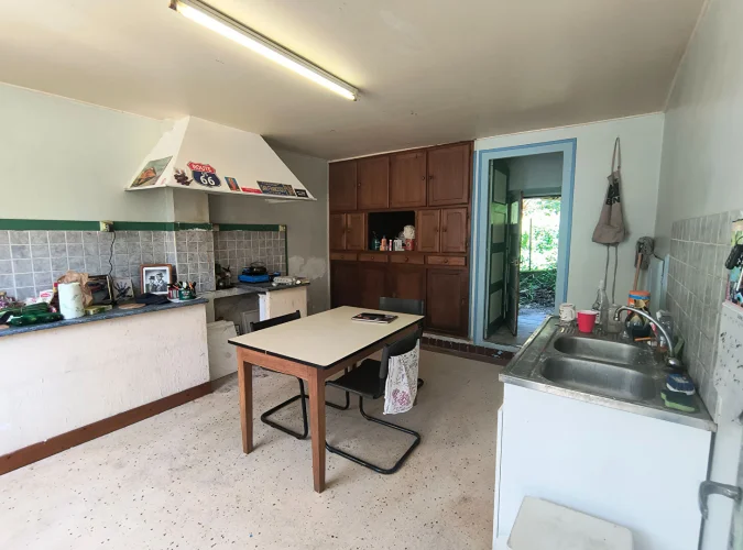 Haute-Vienne - Charming 3-Bed Village Home with Barn, Outbuilding Et Development Potential photo 3