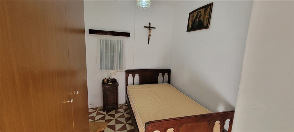 Townhouse for sale in Madroñera, Cáceres photo 5