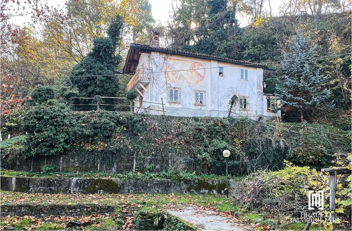 Property in Cairo Montenotte photo 5
