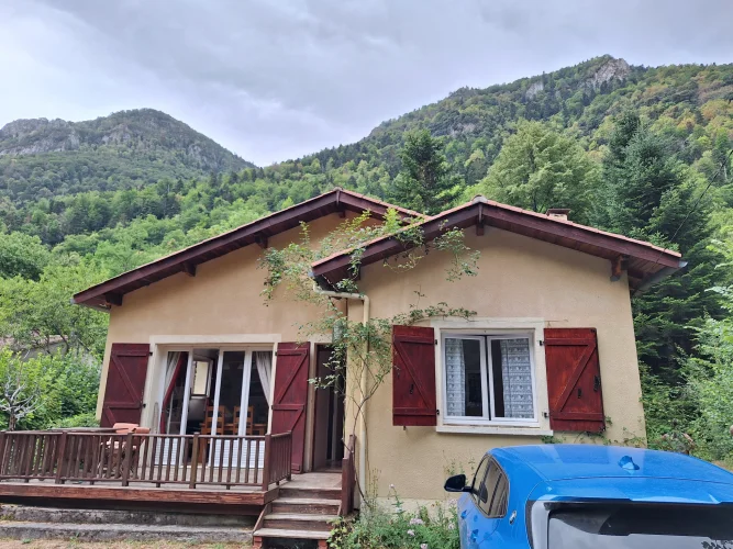 M&M Immobilier is Pleased to Offer you Exclusively photo 2