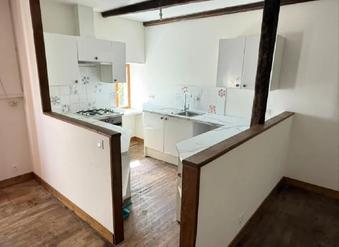 2 Bed House for Sale in Champagne-Mouton photo 3