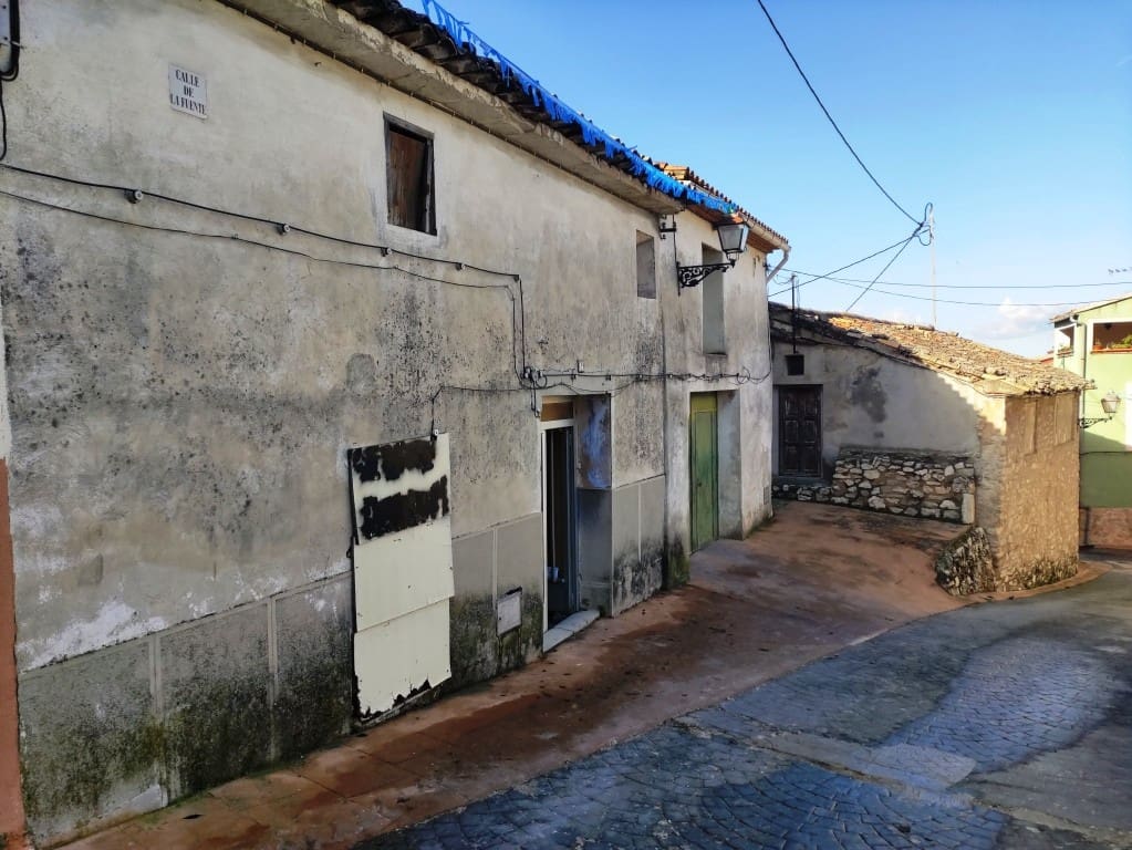 Townhouse for sale in Planes, Alicante photo 3