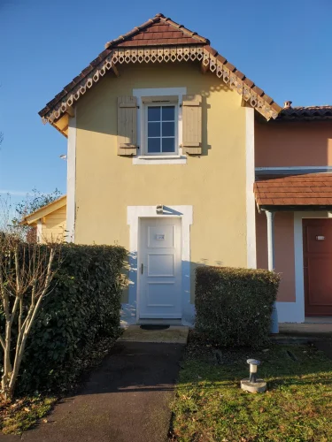 Charming Lakeside Home in the Heart of Gascony