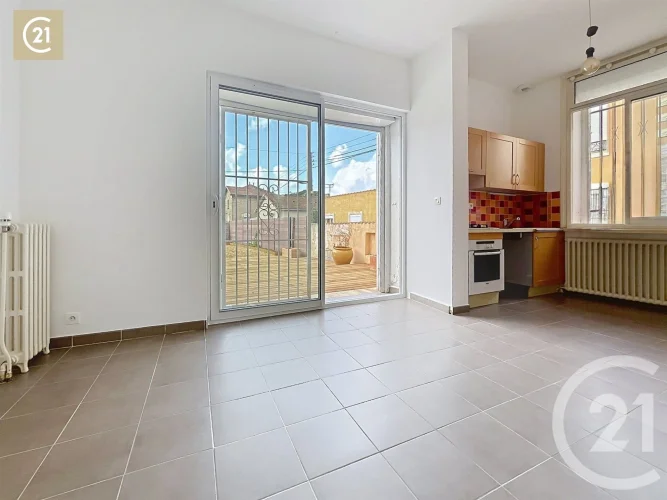 Arènes Champeau Quarter - 4-Room House with Garden and Cellar photo 5