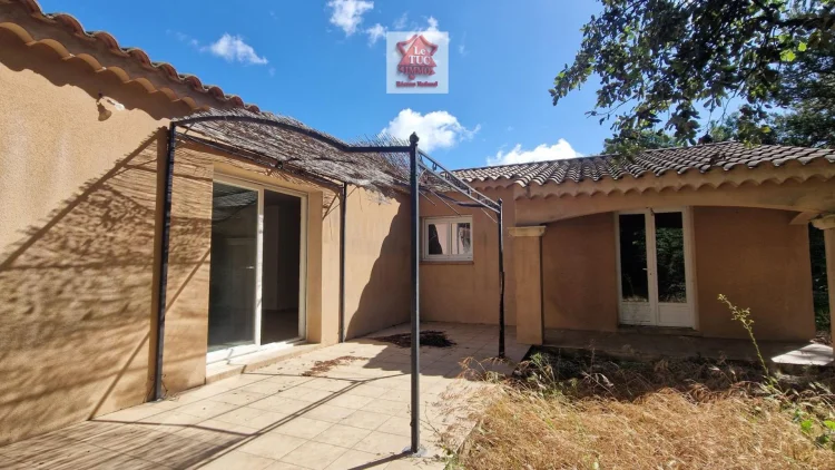 Single-Storey Villa with 4 Bedrooms, 84500 Bollène photo 3