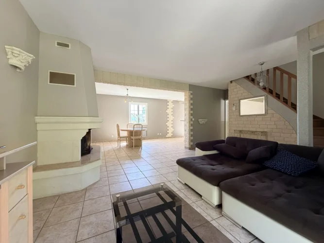 3 Bed House for Sale in Saint-Christophe-En-Bresse photo 4