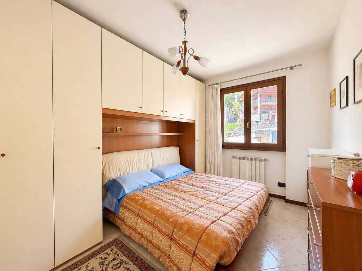 1 bedroom self-contained apartment, 55 m² Gravedona ed Uniti, Como (province) Lake Como photo 5