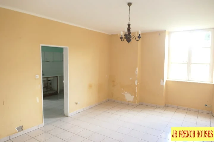 Detached Stone and Slate Property(143 sqm), Situated in a Village, in the Area of Barenton, with a photo 3