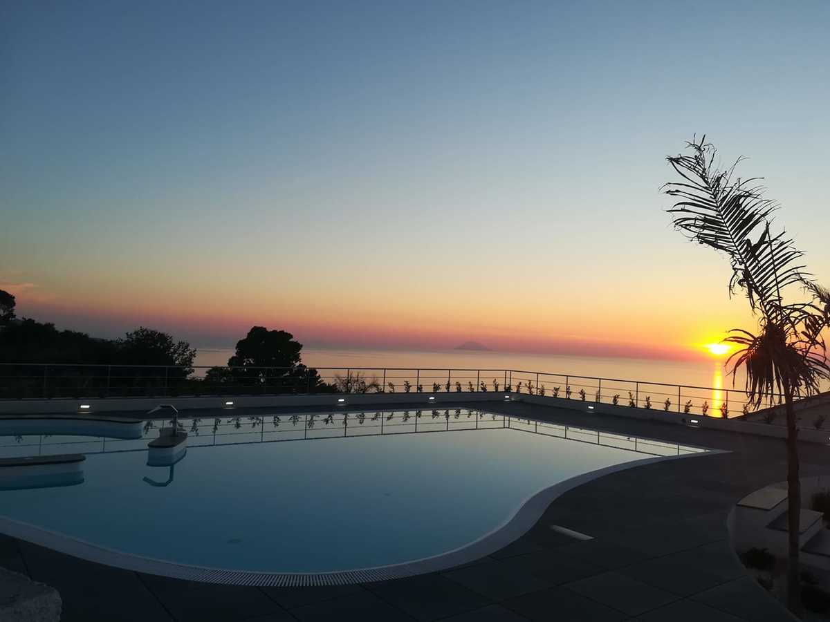 Property in Zambrone photo 4