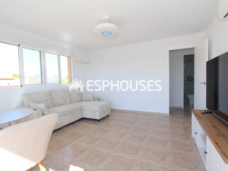 Apartment in Guardamar Del Segura, Alicante province photo 4