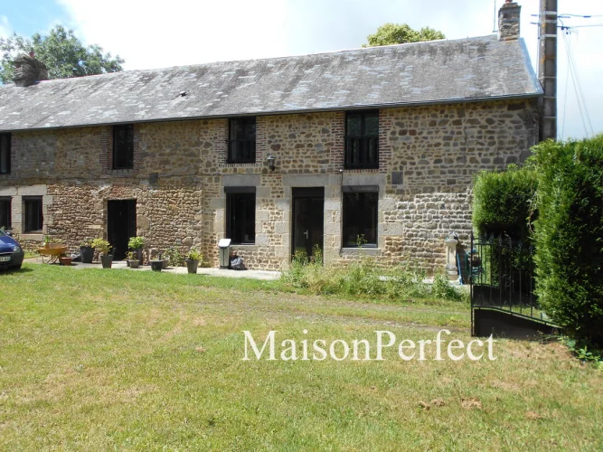 Renovated 4-Bed Stone Longère with Barns, Bread Oven and 2.7ha Land, Near Lignières-Orgères photo 2