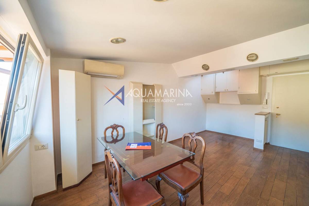 1 bedroom apartment, 35 m² Sanremo, Imperia (province) photo 4