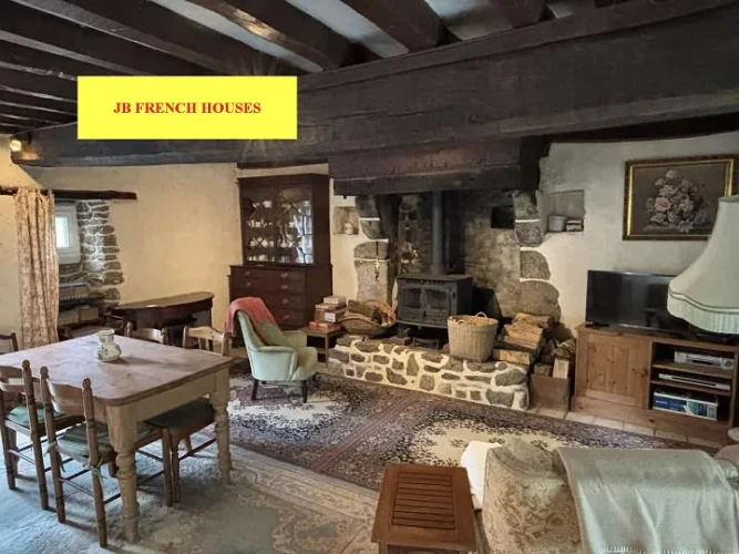 Detached Stone and Slate Property(84.4 sqm), Situated in a Small Hamlet, in the Area of Champeon, photo 3