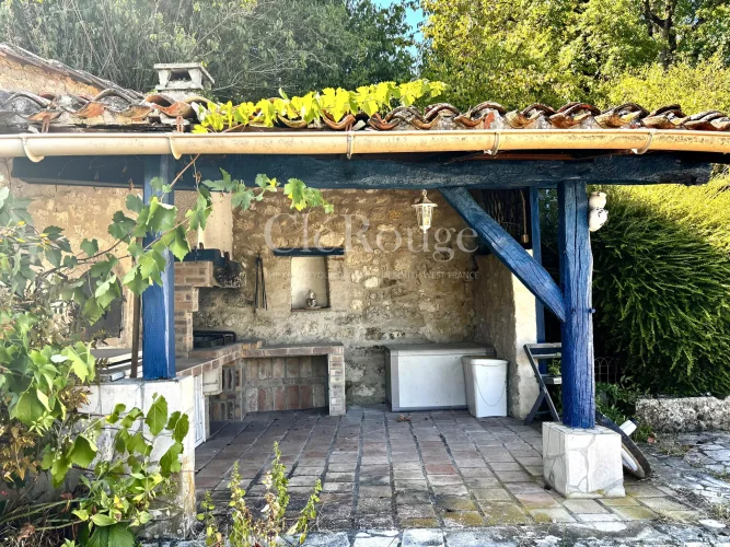 Characterful Property with Stunning Views, between Eymet and Bergerac photo 3