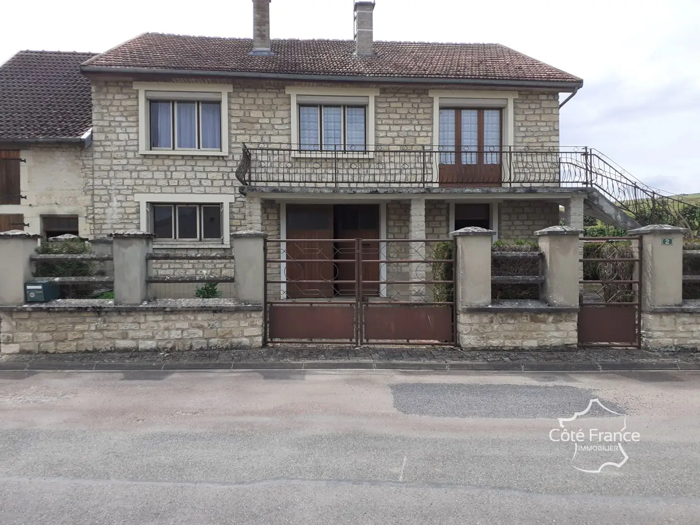 House for sale in Cunfin — 3 bedrooms, 97 m²