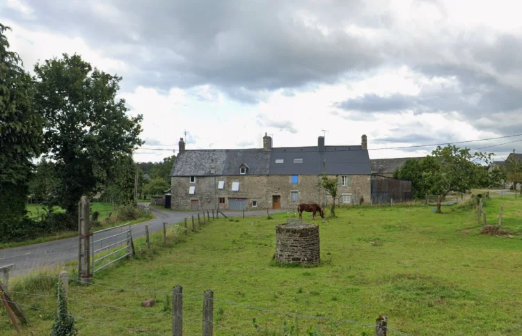 Manche: Character Semi Detached House to Renovate in Beautiful Normandie Countryside.