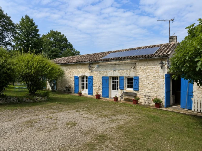 Beautiful Stone House Located a Few Minutes from Montaigu-De-Quercy, in a Quiet and Pleasant Environ