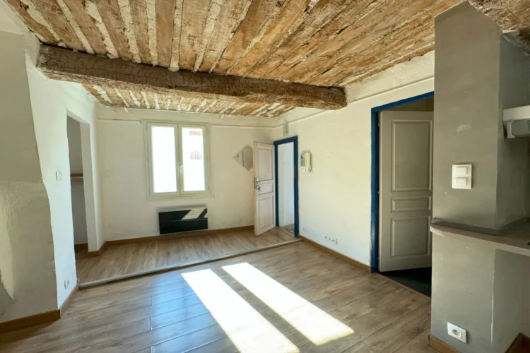 Multi-Unit Building of 110 m² in the Heart of Apt photo 3