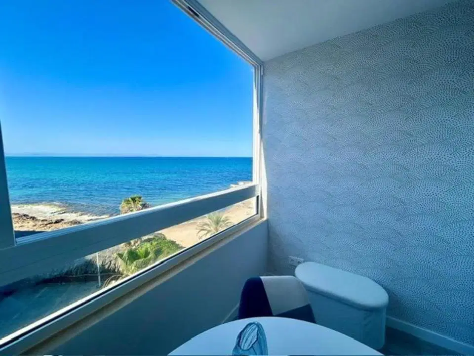 Apartment in Torrevieja, Alicante province photo 2