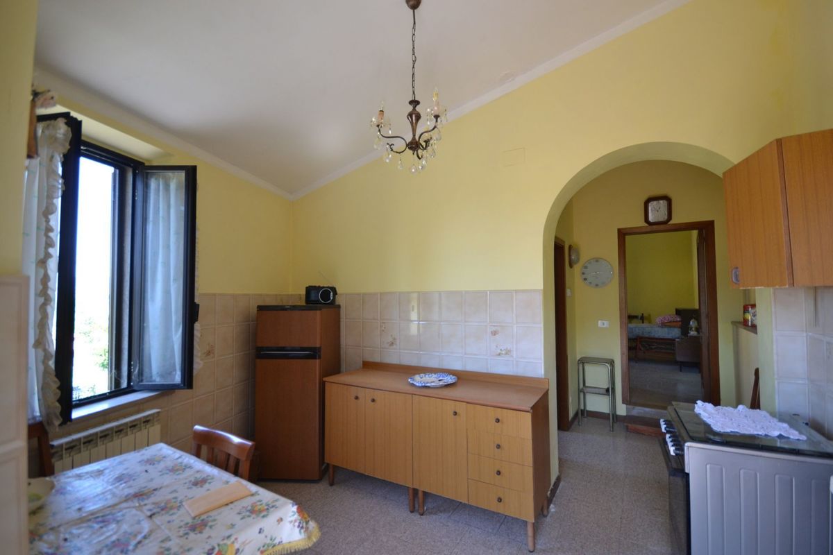 Property in Monteleone D Orvieto photo 5