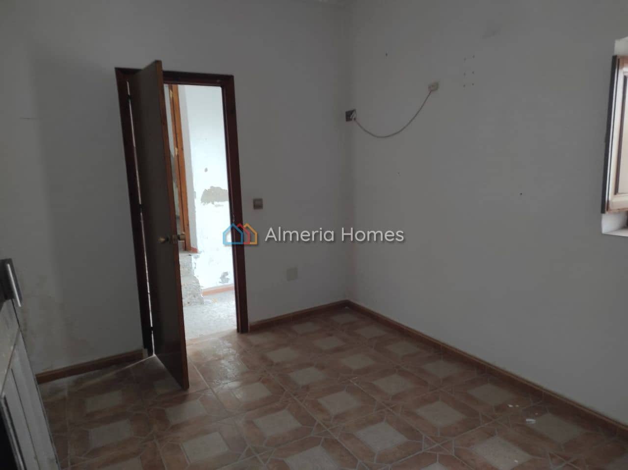 Townhouse for sale in Somontín, Almería photo 4