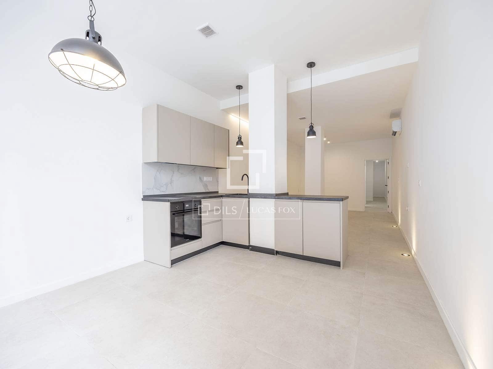 Apartment for sale in Valencia city, Valencia photo 2