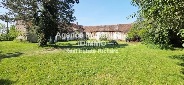 For Sale: a Rough Diamond in the Heart of Nature, Saint-Loup-Des photo 3